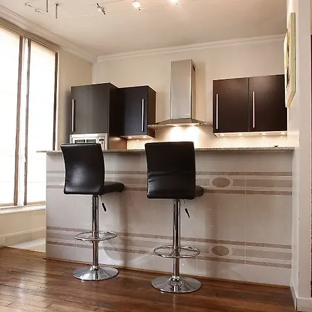 Apts Bridgestreet Montparnasse 4* Aulnay-sous-Bois